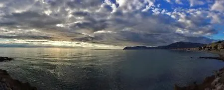 Hotel Badano Sul Mare 3*