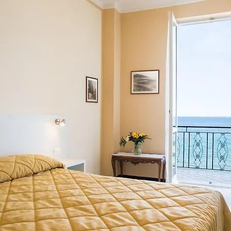 Badano Sul Mare Alassio