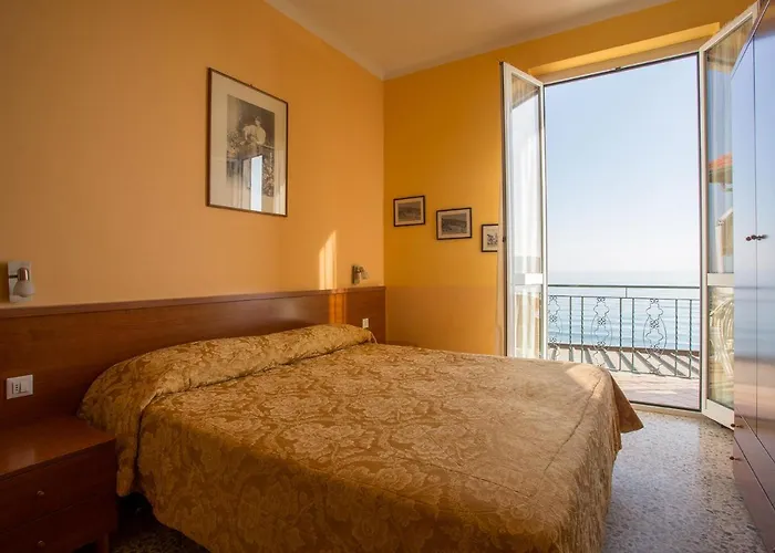 Badano Sul Mare Otel Alassio