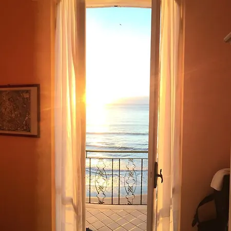 Badano Sul Mare Отель